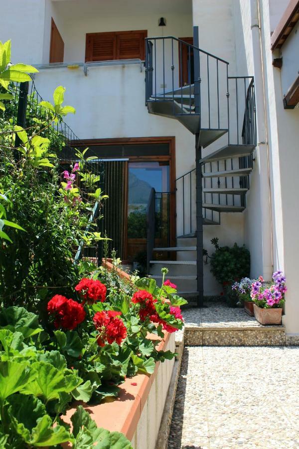 Raggio Di Sole Bed & Breakfast Макари Экстерьер фото